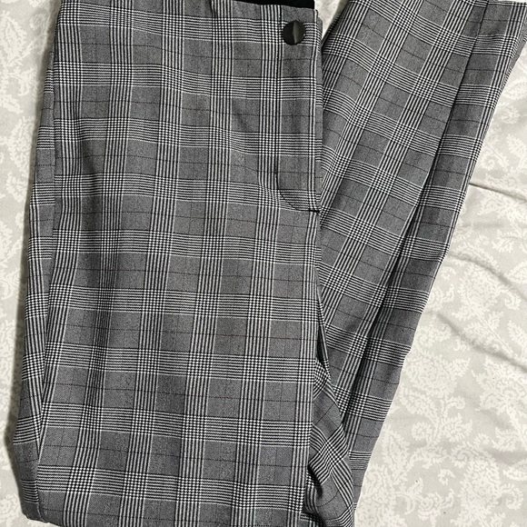 NWOT Violets & Roses Violet mid-rise slim straight trousers. 6P - Picture 5 of 7